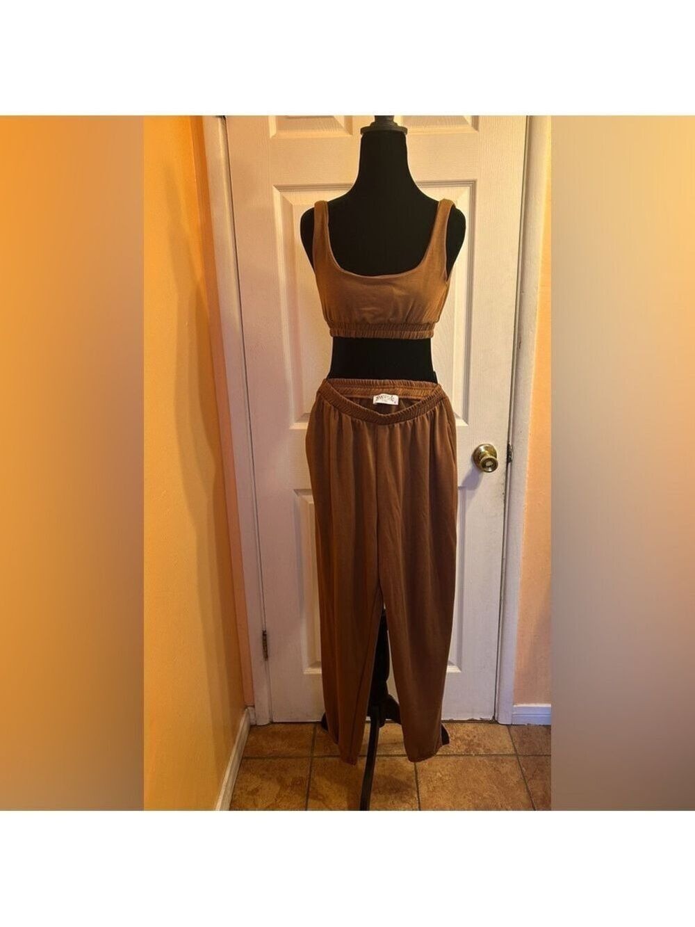 SWANK a posh NWOT 2 piece crop top jogger set